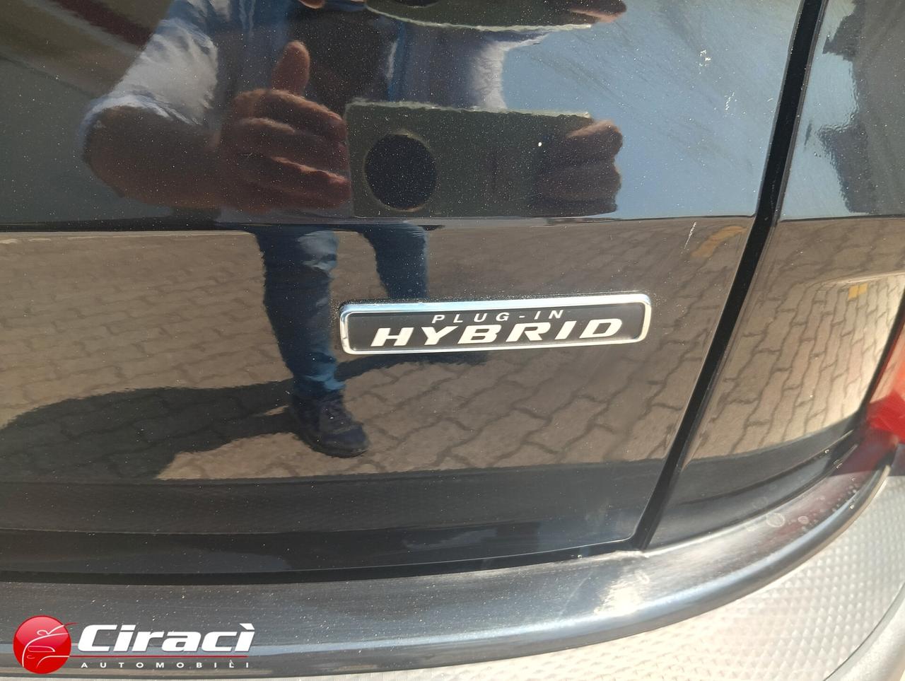 Ford Kuga 2.5 Plug In Hybrid 225 CV CVT 2WD Titanium Business
