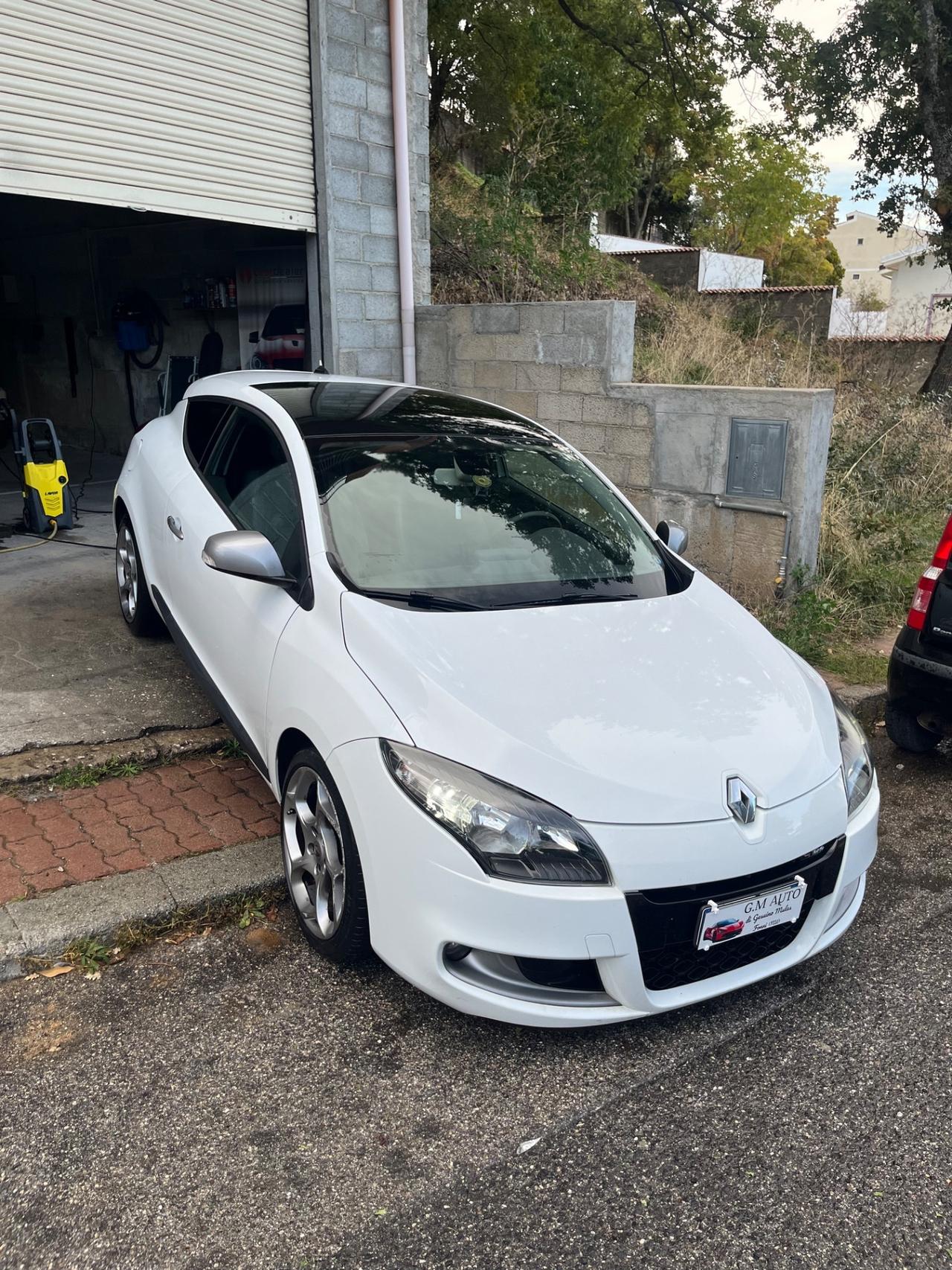 Renault Megane Mégane Coupé 1.5 dCi 110CV EDC GT Line