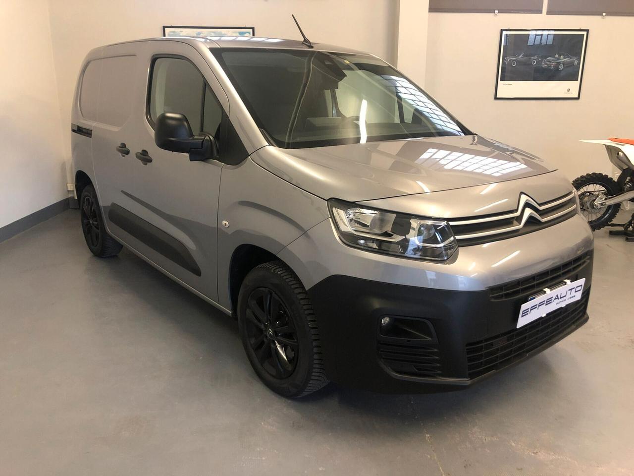 CITROEN BERLINGO 1.5 HDI 130CV 3 POSTI AT8 ( CAMBIO AUTOMATICO )