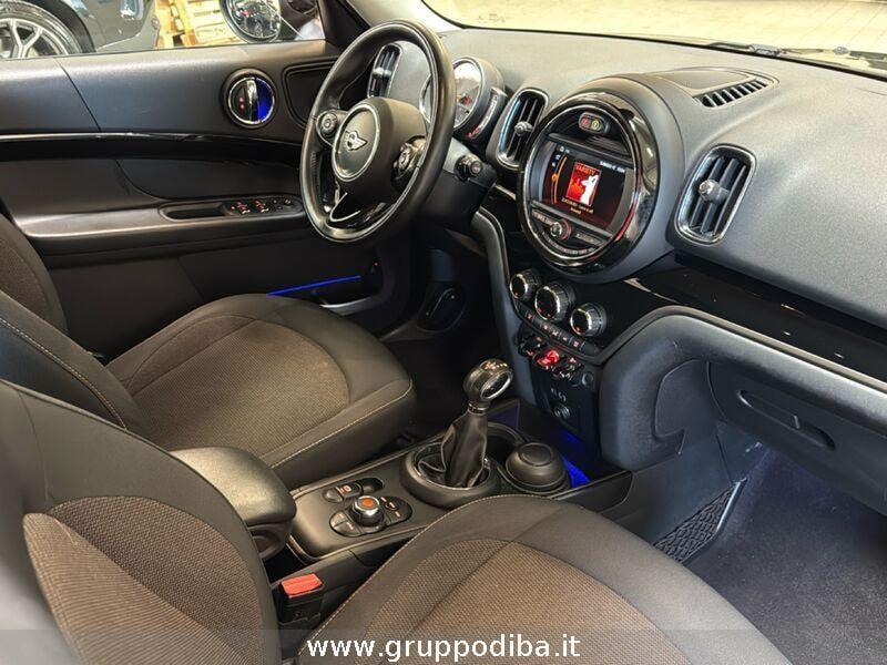 MINI Countryman Mini F60 2017 Diese Mini 2.0 Cooper D Business auto
