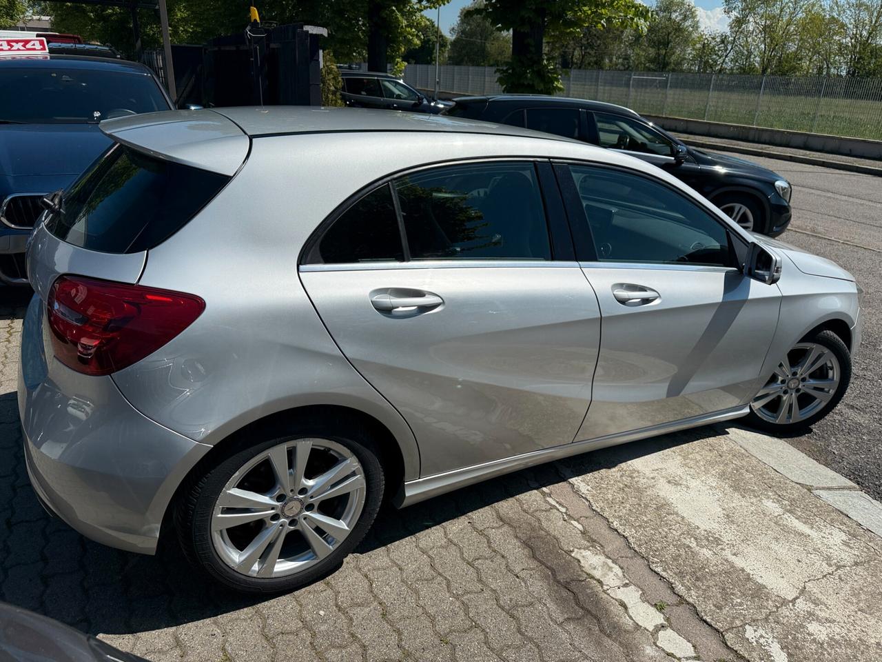 Mercedes-benz A 180 A 180 d Automatic Premium
