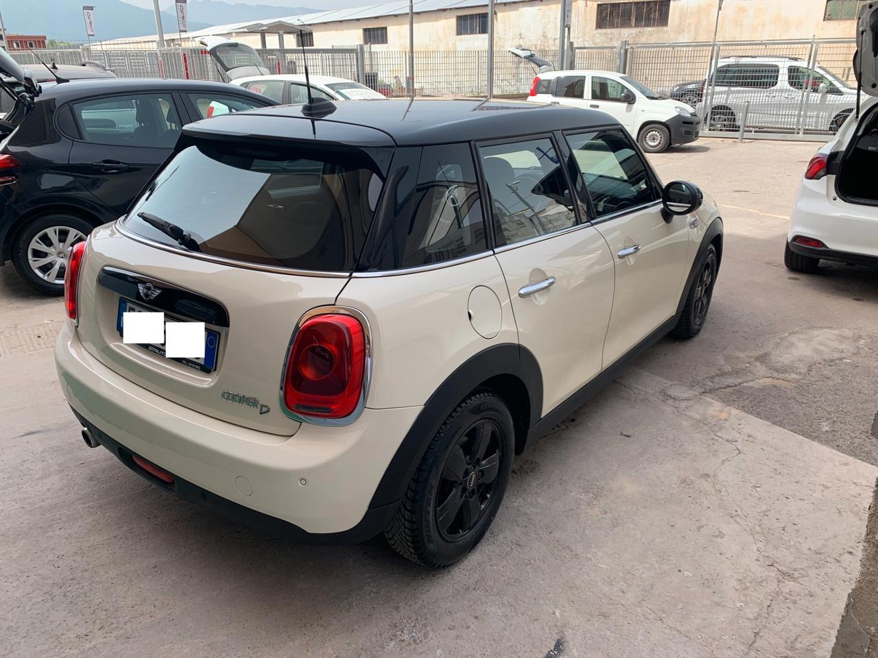 Mini Mini 1.5 Cooper D 5p. 67.000KM FULL