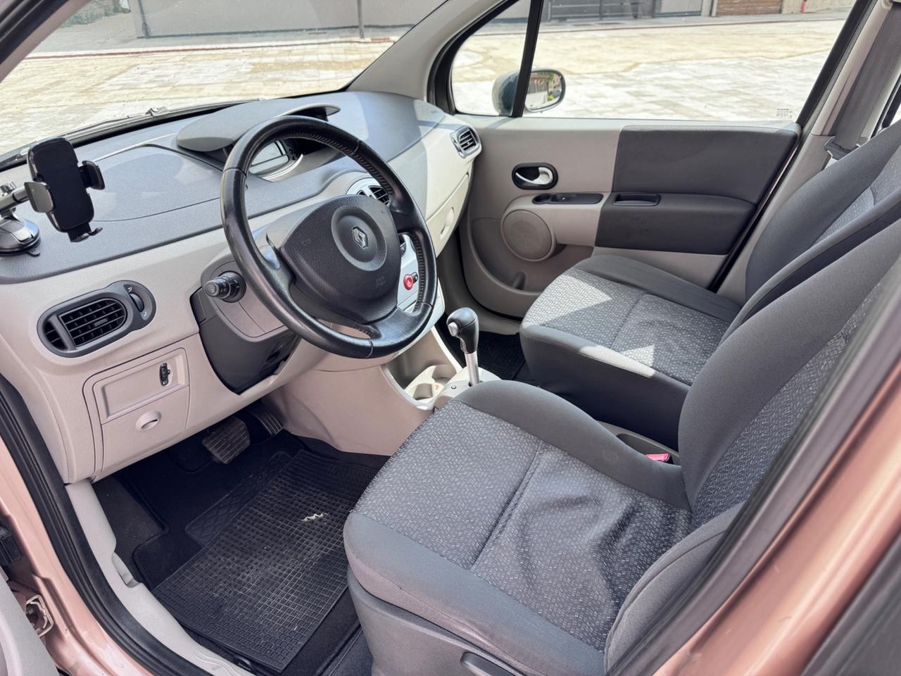 Renault Modus 1.6 16V Initiale cambio automatico