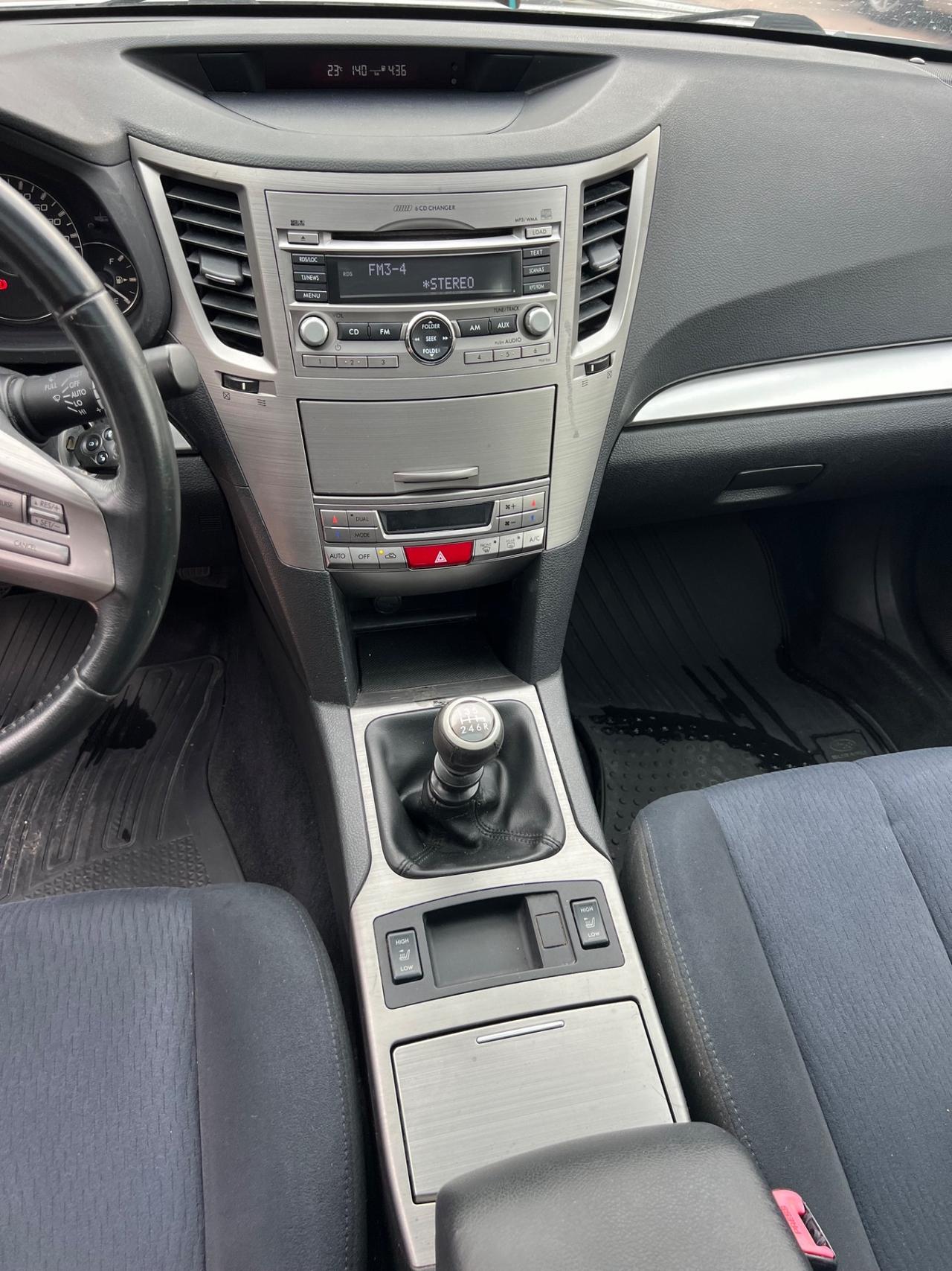 Subaru OUTBACK 2.0D Trend