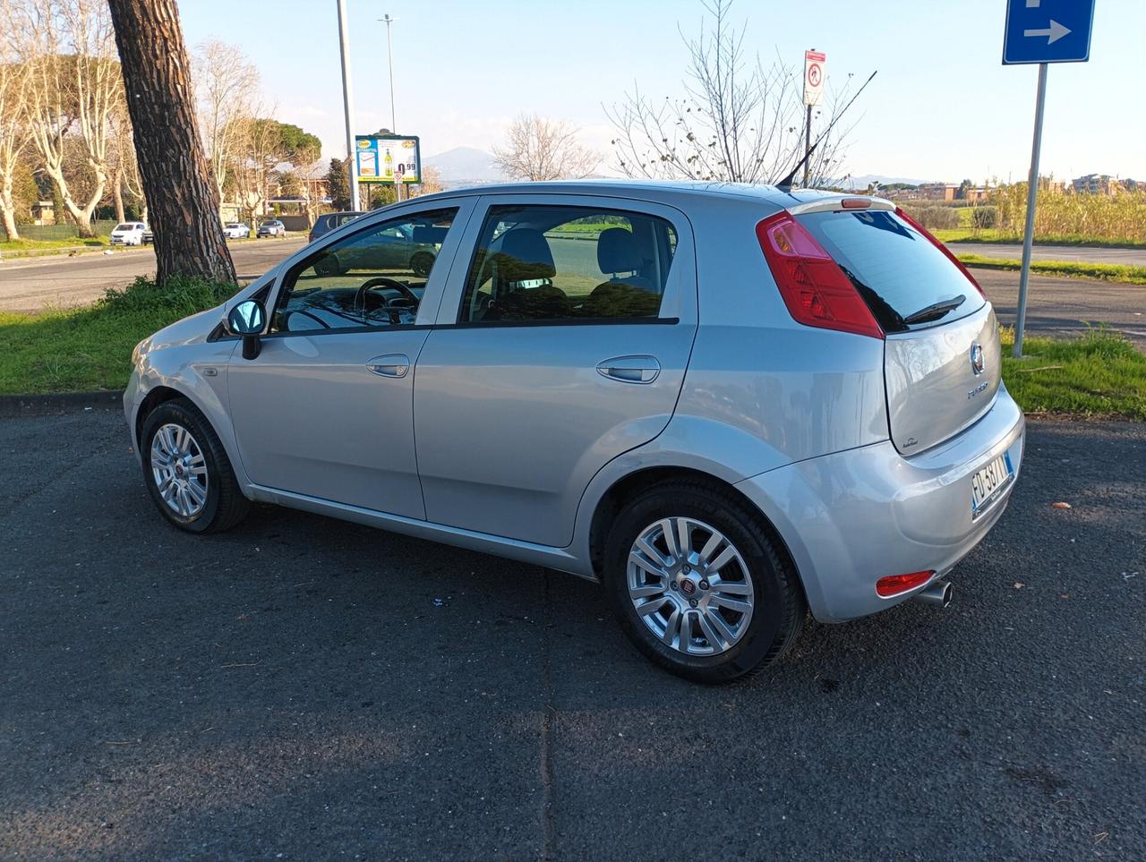 Fiat Punto 1.2 8V 5 porte Lounge UNIPRO'