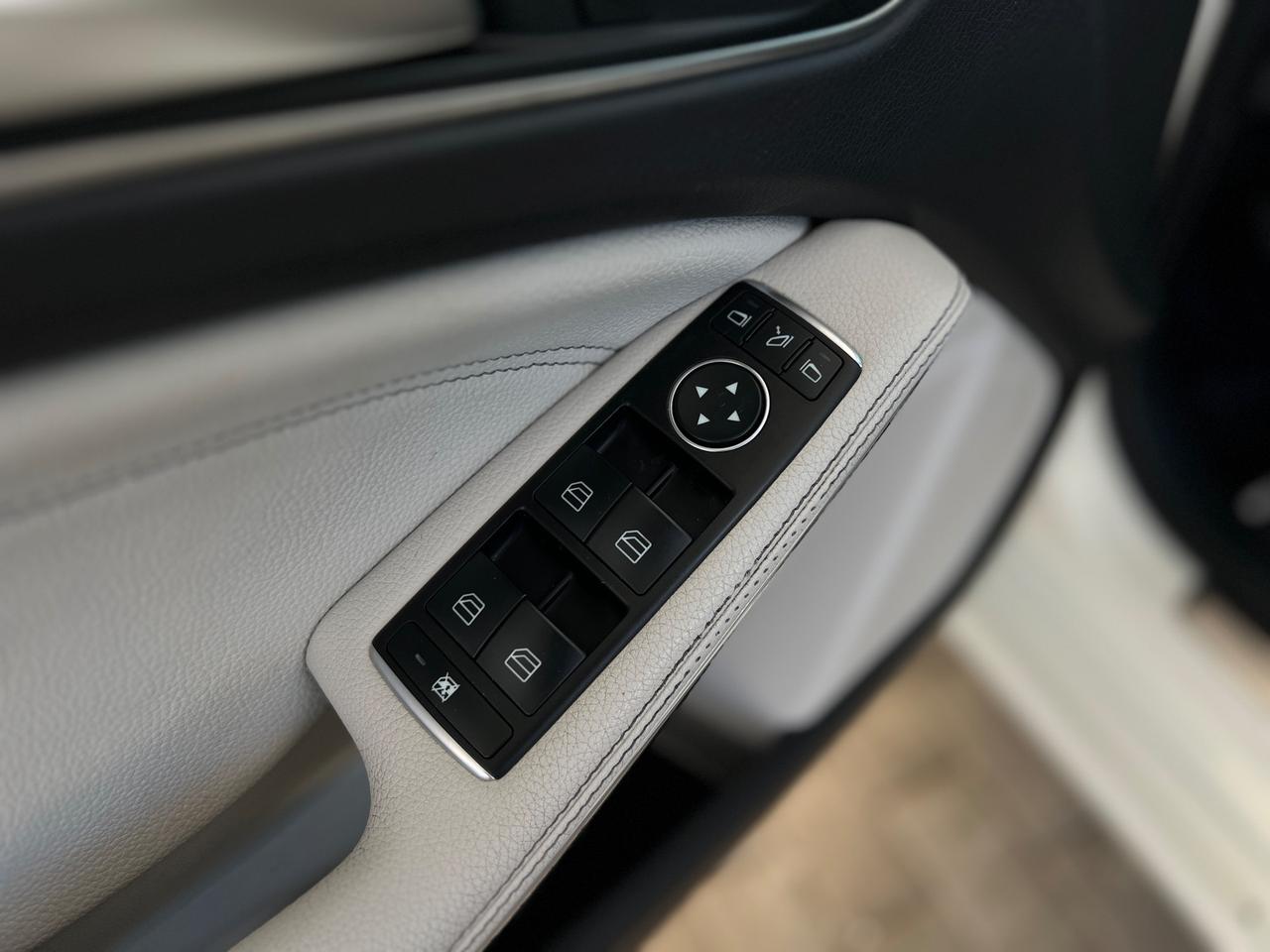 Mercedes-benz A 180 D 110 Cv Urban Style CRYSTAL GREY