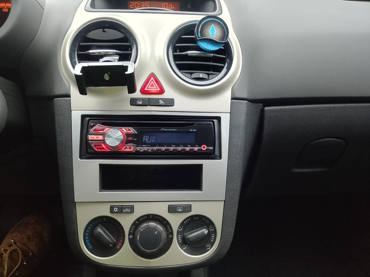 Opel Corsa 1.2 3 porte Sport