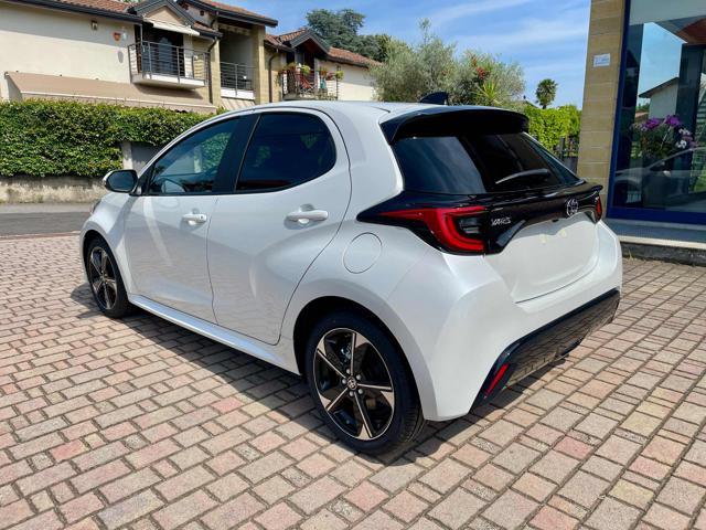 TOYOTA Yaris 1.5 130 Hybrid 5 porte Lounge - NUOVA