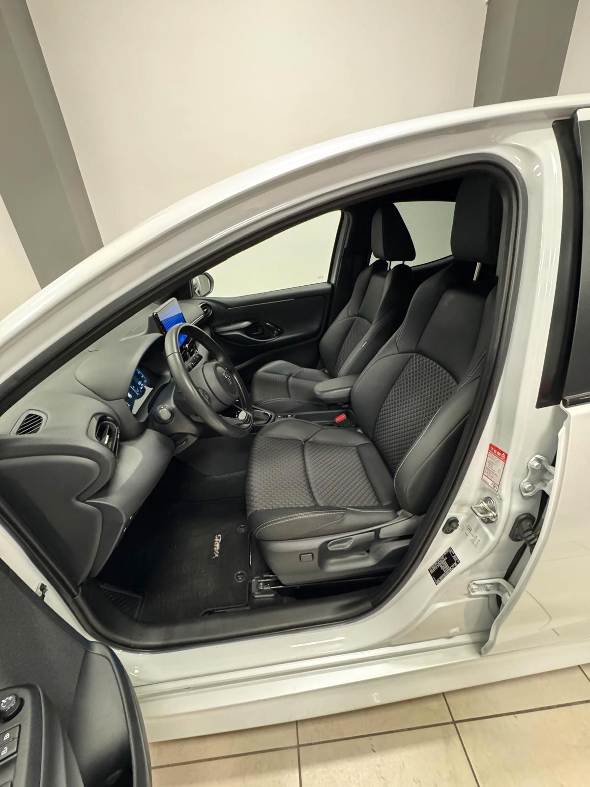 Toyota Yaris 1.5 130 Hybrid 5 porte Lounge