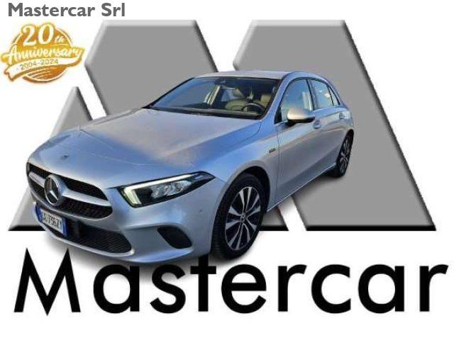 MERCEDES-BENZ A 250 e eq-power Business Extra auto - GC736ZY