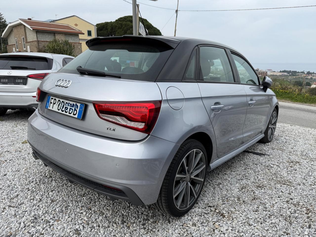 AUDI A1 Sportback S-LINE 1.4 TDI 90 CV FULL