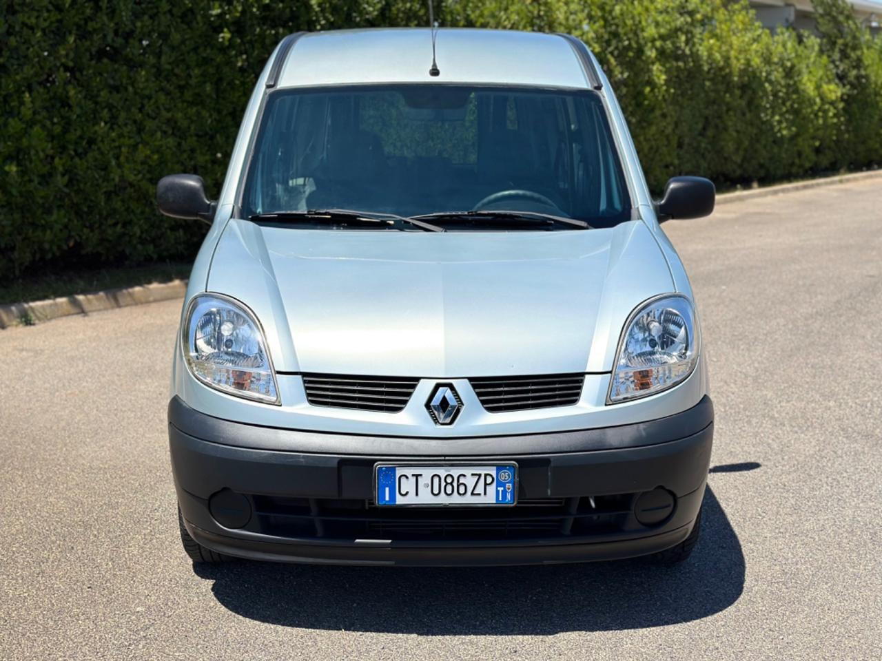 Renault Kangoo 1.5 dCi/82CV trasporto disabili