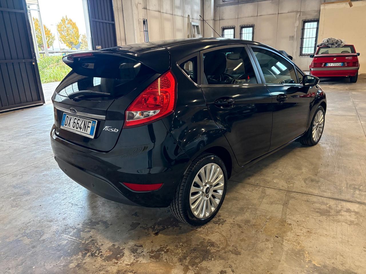 Ford Fiesta 1.4 5 porte GPL Titanium UNICO PROPRIETARIO