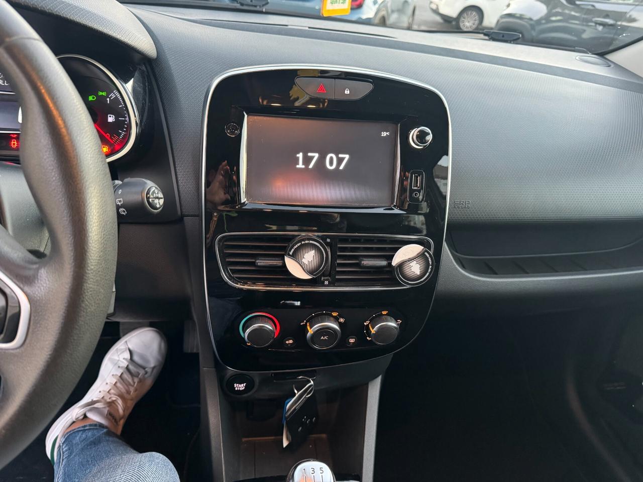 Renault Clio1.5 DCI MOSCHINO FARI FULL LED 2019