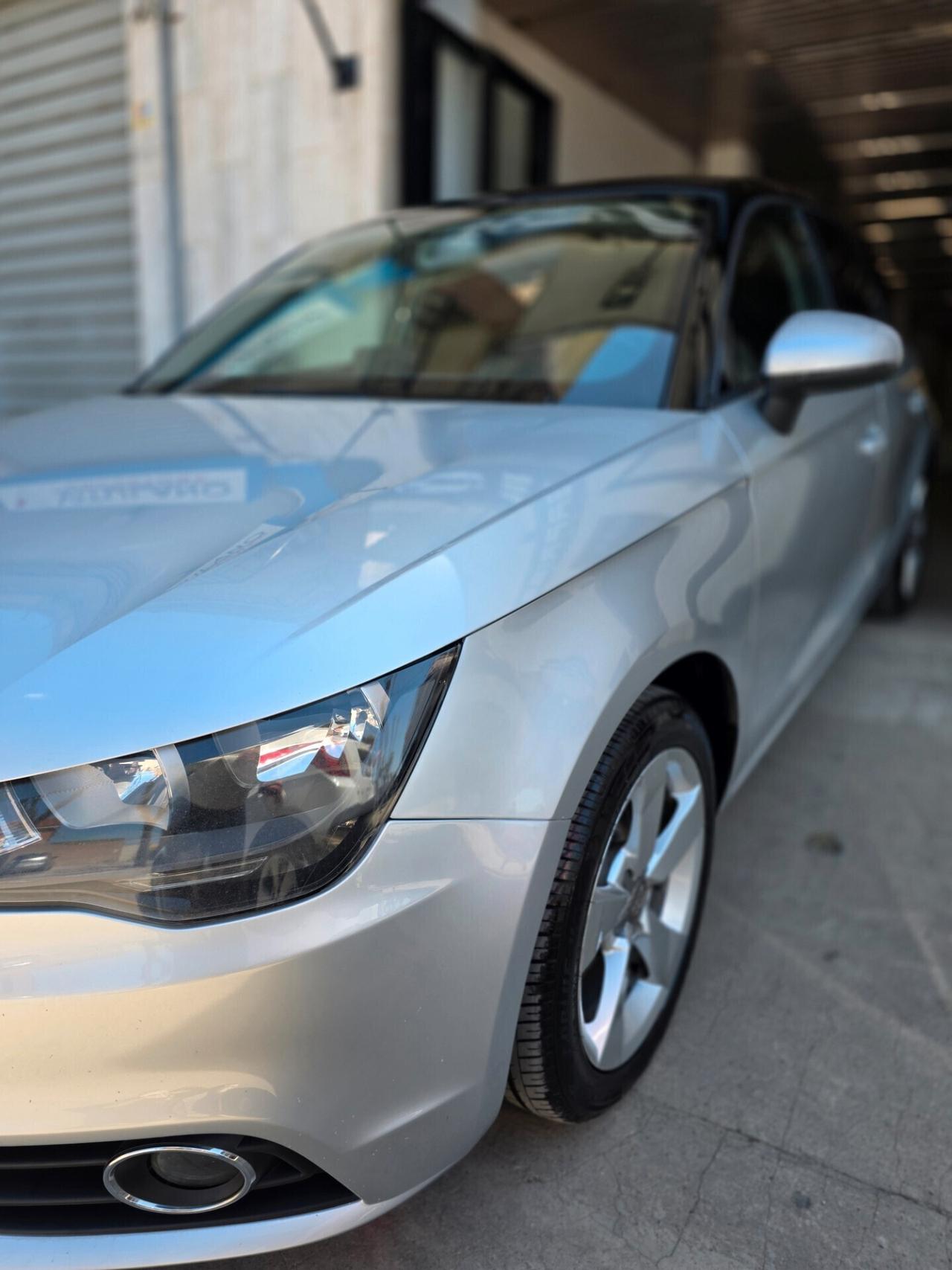 Audi A1 1.6 TDI Attraction