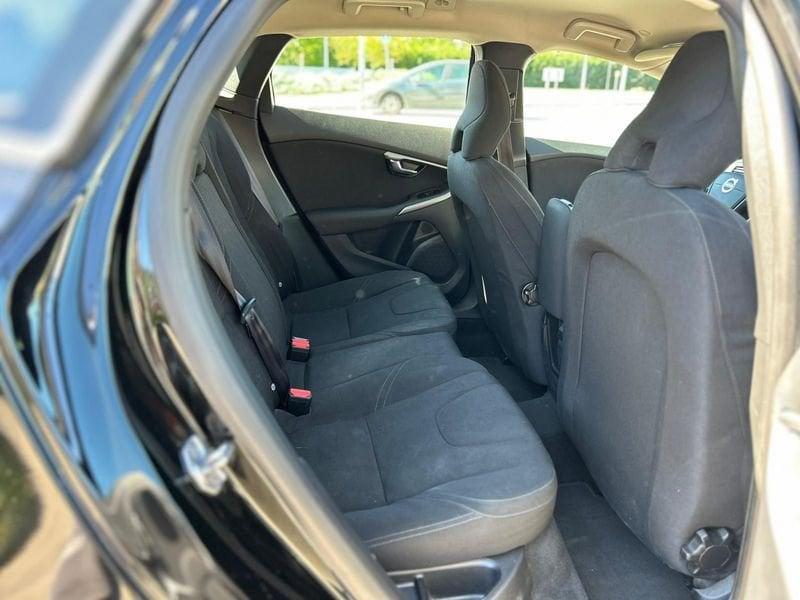 Volvo V40 D2 Summum