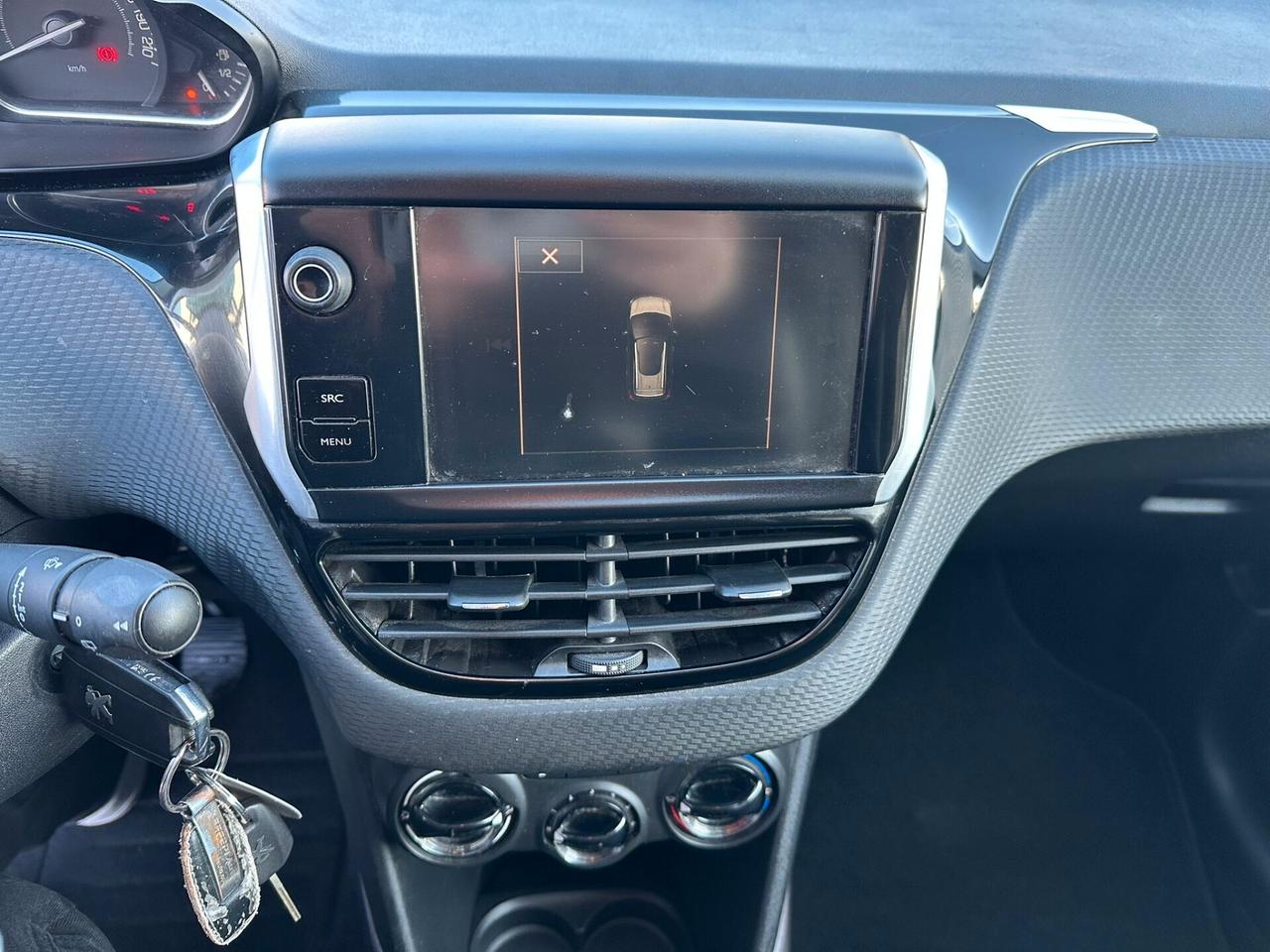 Peugeot 2008 PureTech 82 Allure PROMO FIN. 5300€