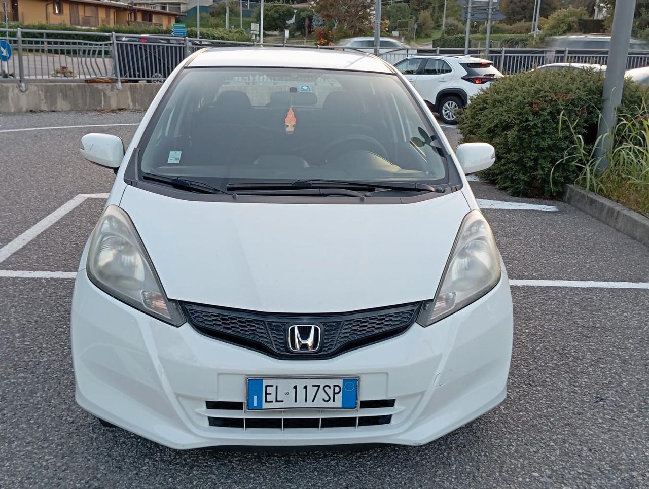 Honda Jazz 1.4 i-VTEC Elegance CVT