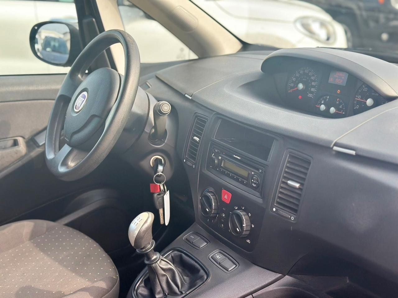 Fiat Idea 1.2 16V BlackLabel