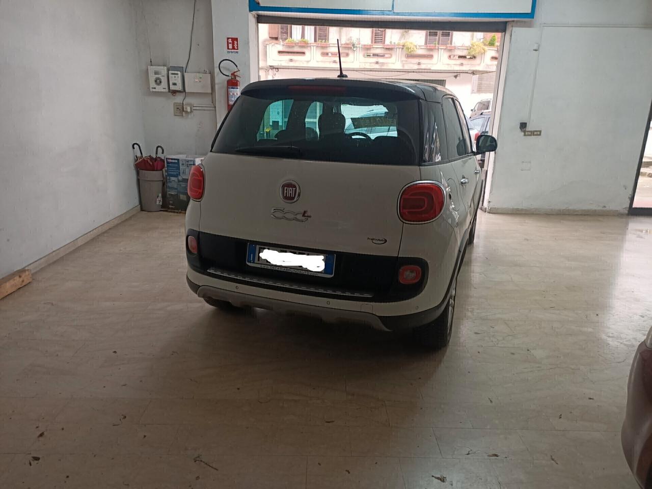 Fiat 500L 1.6 MJT 120CV Trekking navigatore grande trazione disinseribilePARI AL NUOVO 2016