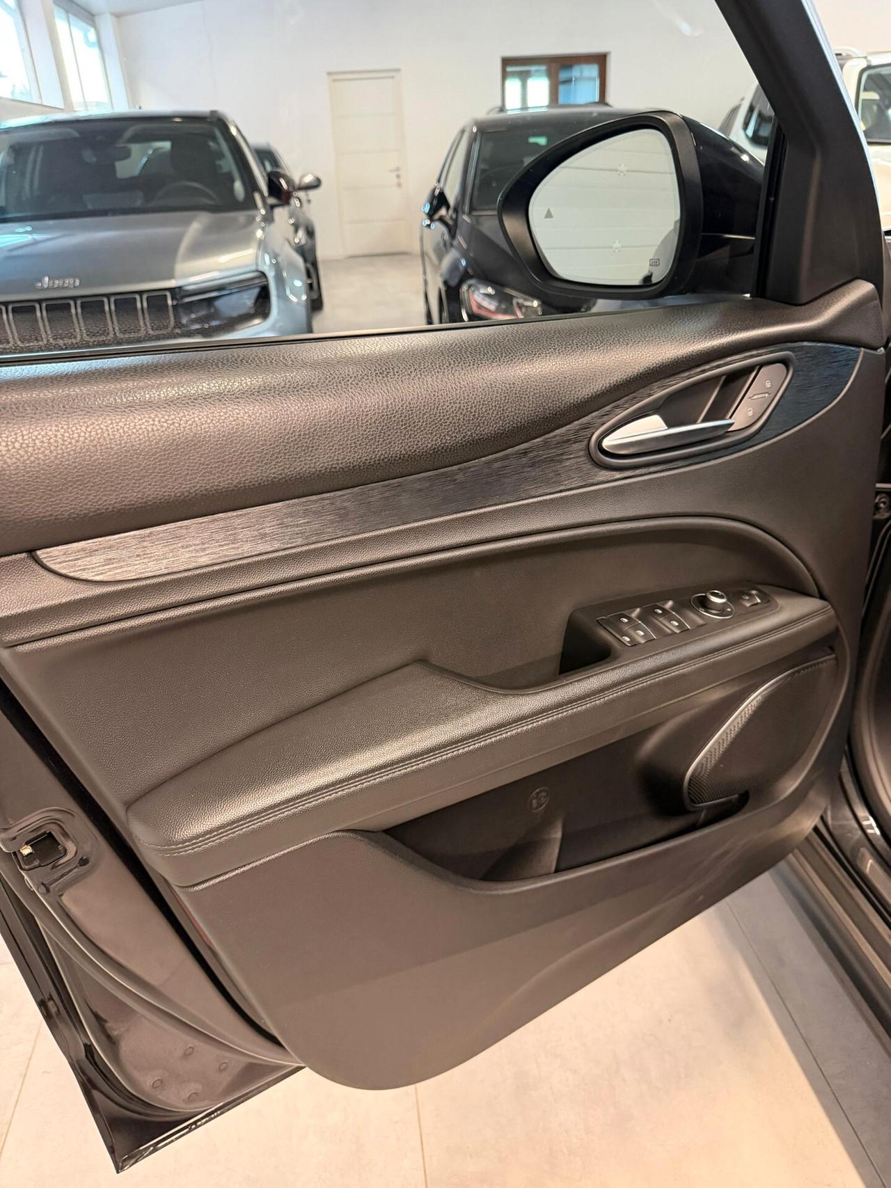 Alfa Romeo Stelvio 2.2 Turbodiesel 190 CV AT8 Q4 Sprint