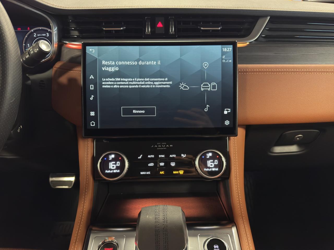 Jaguar F-Pace 2.0d i4 mhev R-Dynamic SE awd 204cv auto