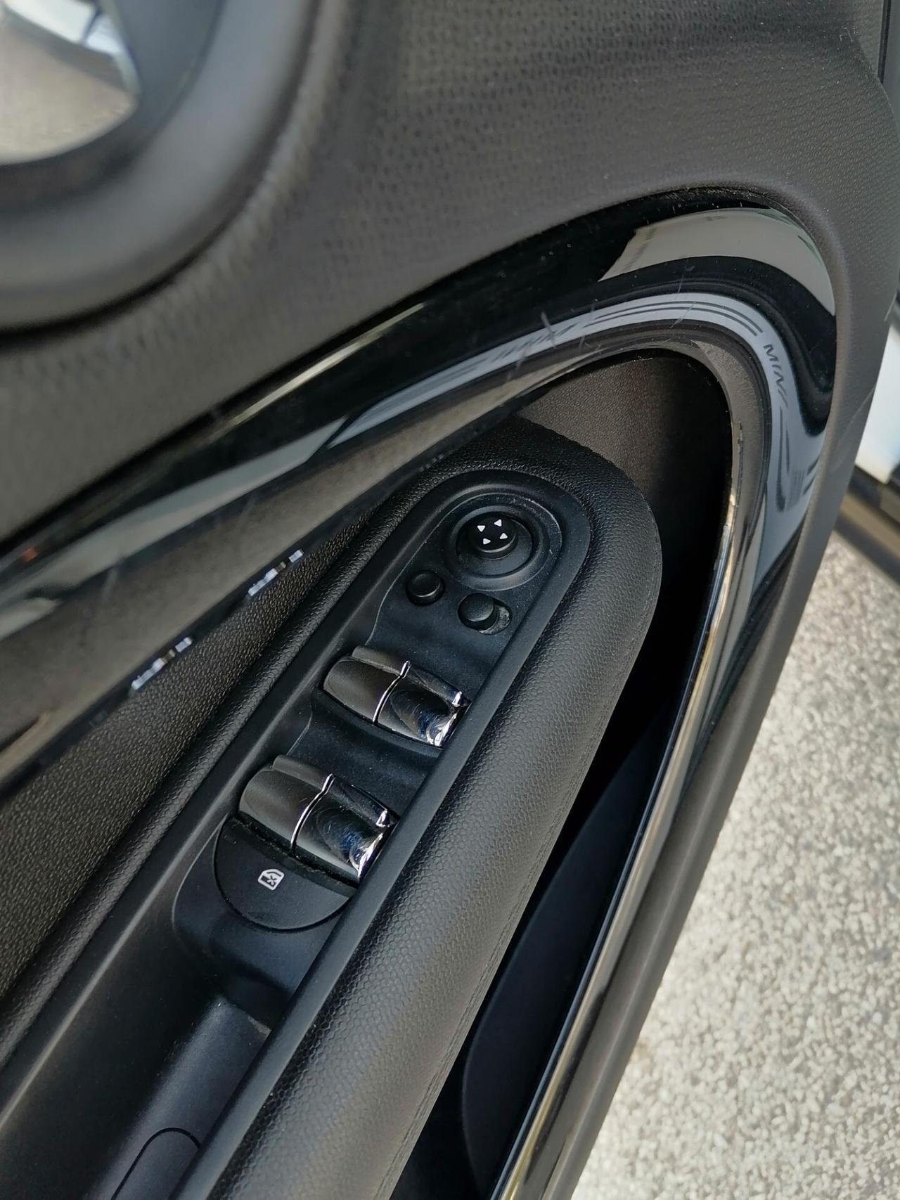 Mini Cooper D Countryman 1.6d 110cv 2014