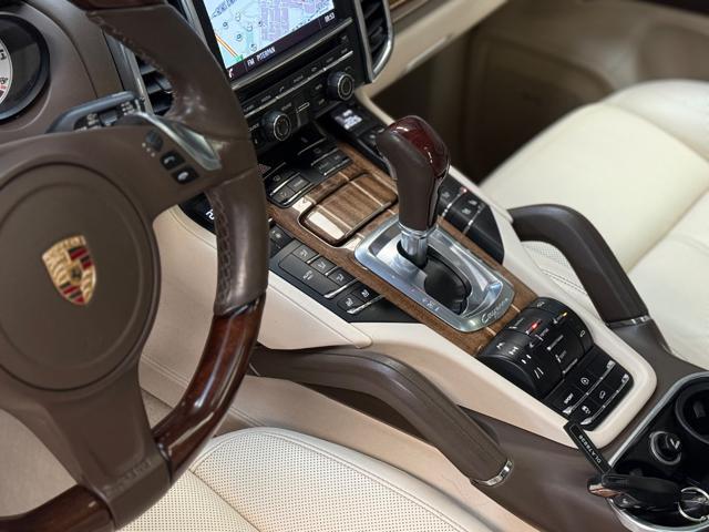 PORSCHE Cayenne 4.8 GTS