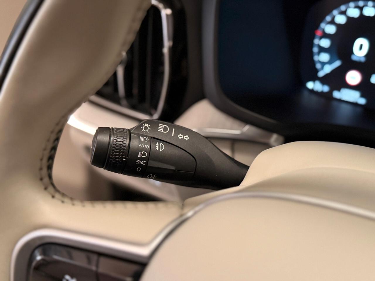 Volvo V60 Cross Country B4 (d) AWD automatico Ultimate