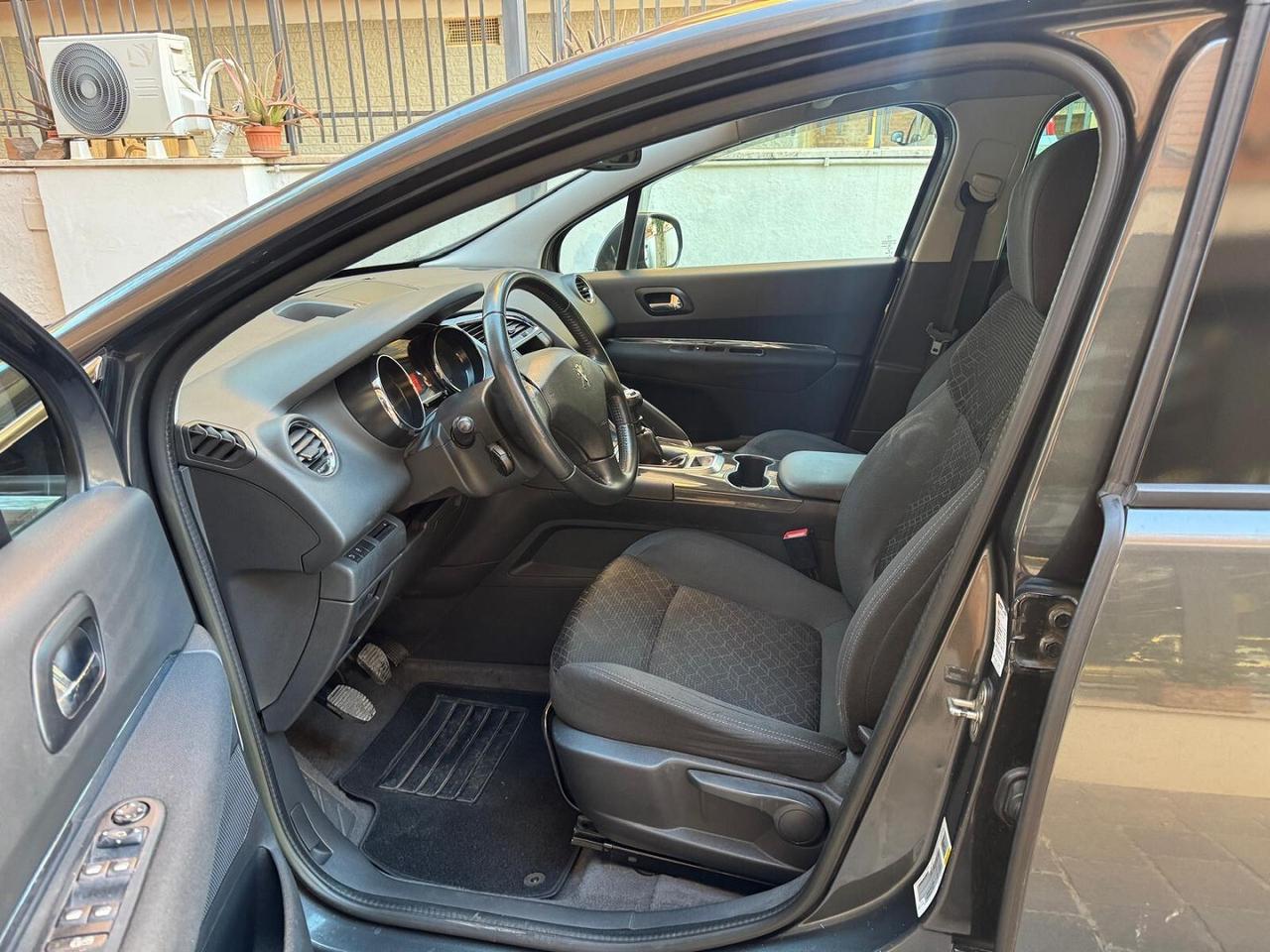 PEUGEOT 3008 1.6 HDi 115CV Business