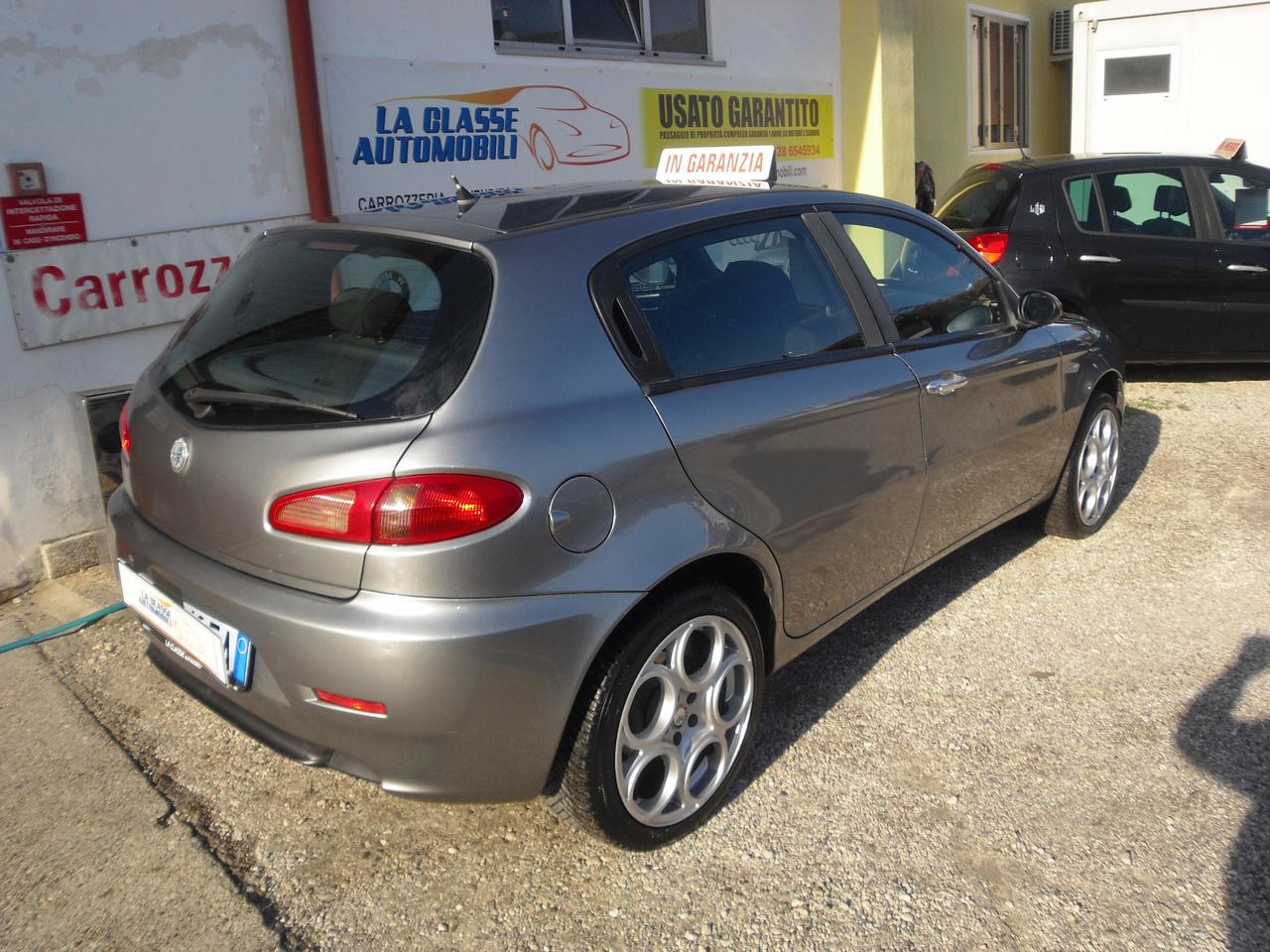 Alfa Romeo 147 1.9 JTD (120) 5 porte Progression