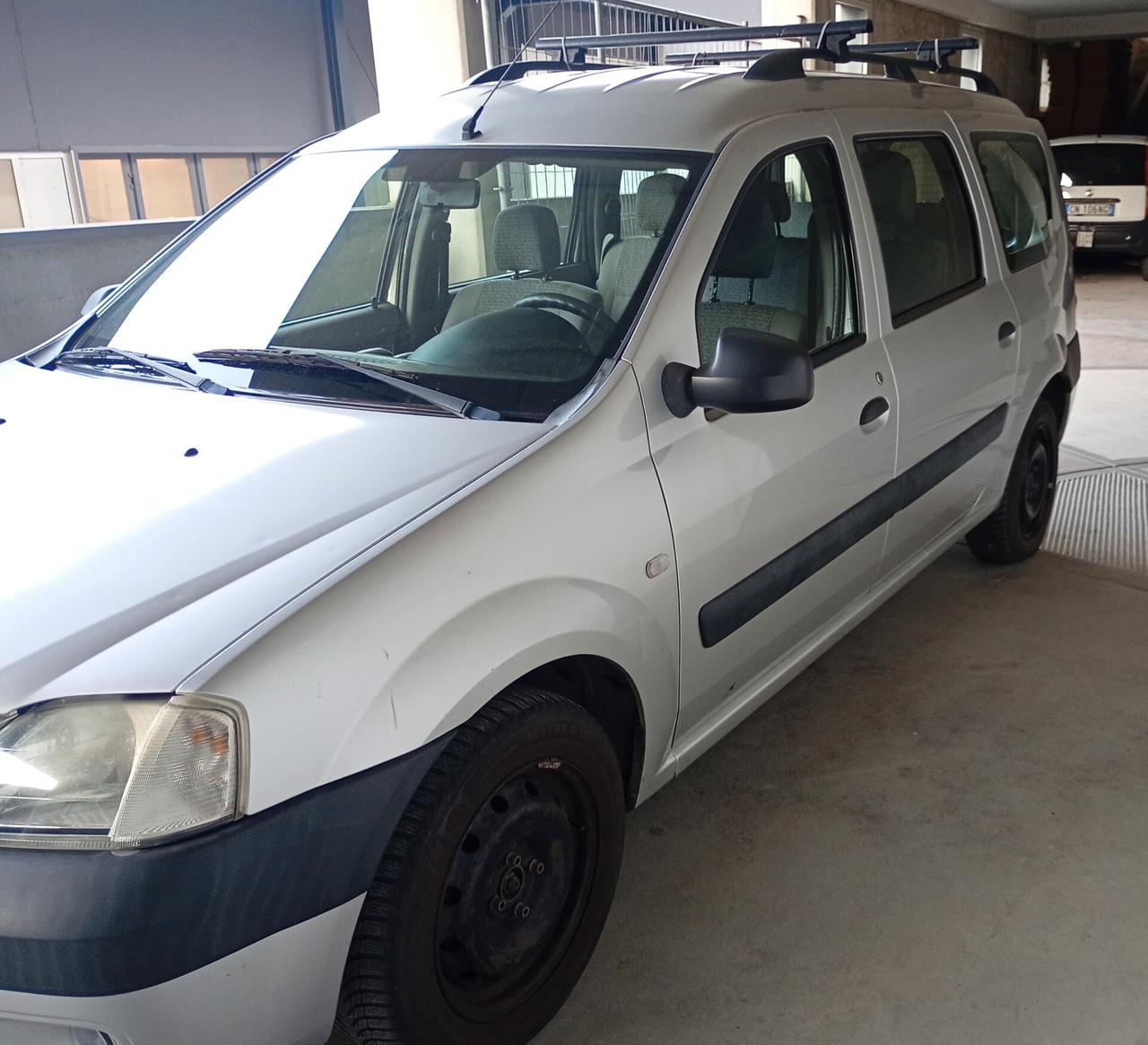 Dacia Logan MCV 1.5 dCi 85CV 7 posti Lauréate