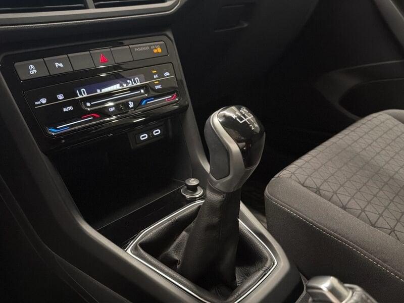 Volkswagen T-Cross STYLE 1.0 TSI 70 KW (95 CV)