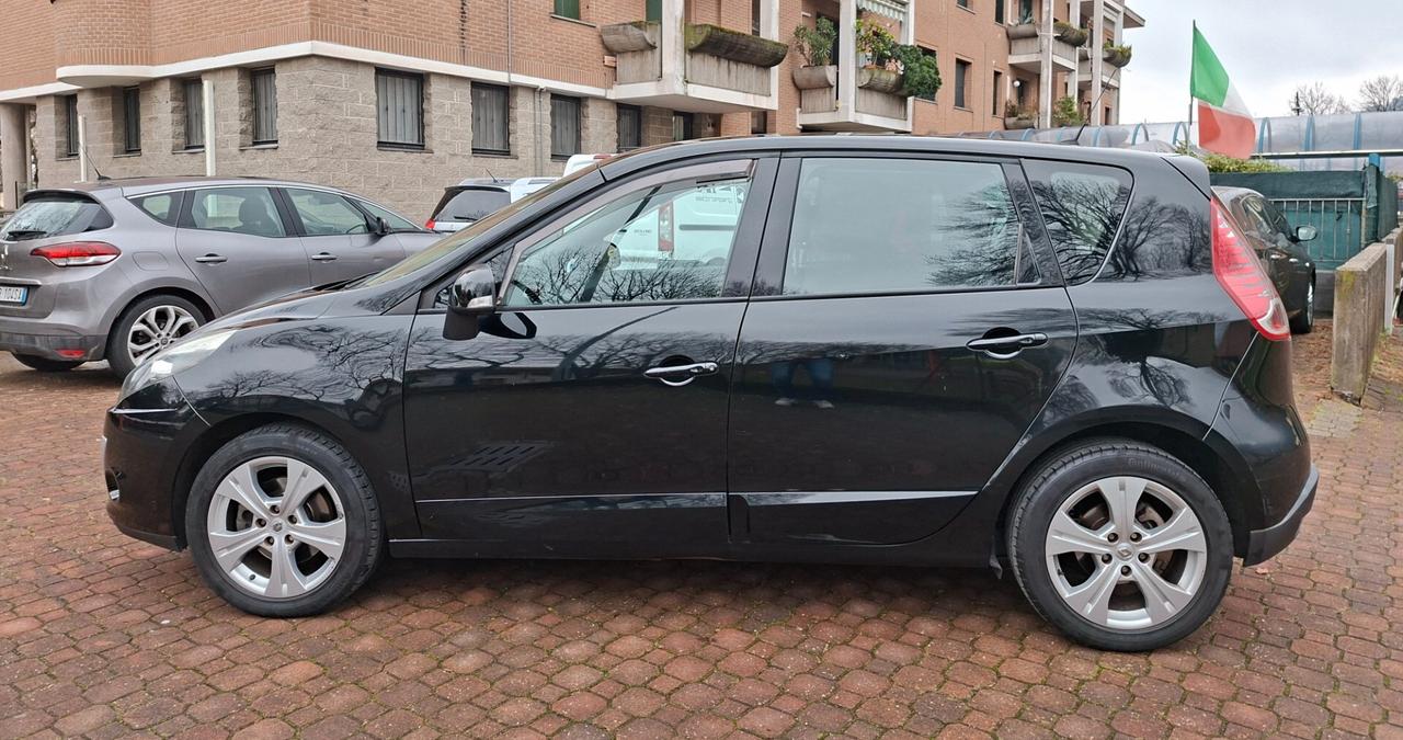 Renault Scenic Scénic X-Mod 1.5 dCi 110CV Luxe