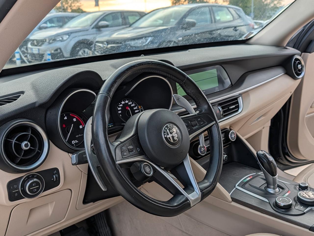 Alfa Romeo Stelvio 2.2 Turbodiesel 180 CV AT8 Q4 Super