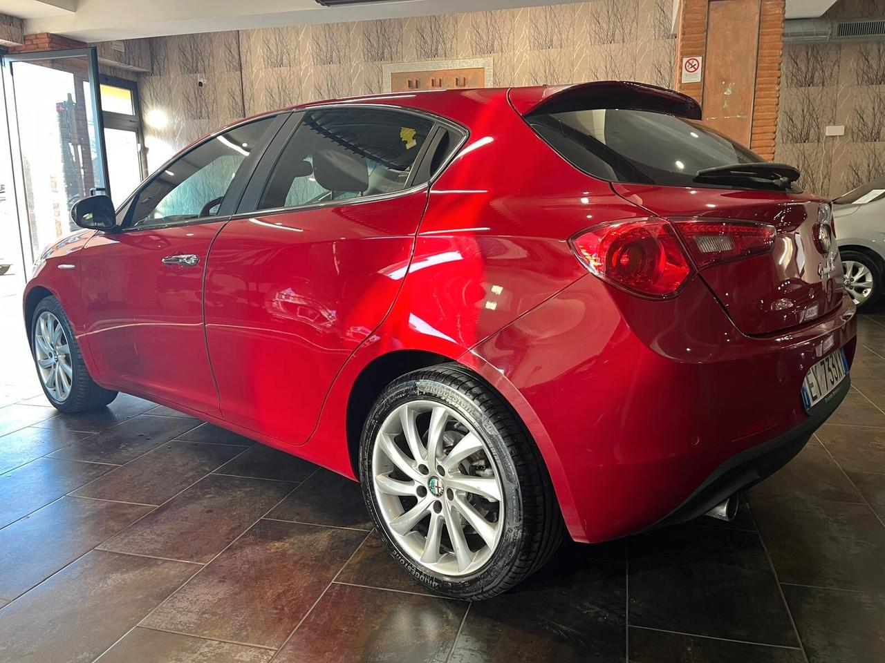 Alfa Romeo Giulietta 1.6 JTDm-2 105 CV Exclusive