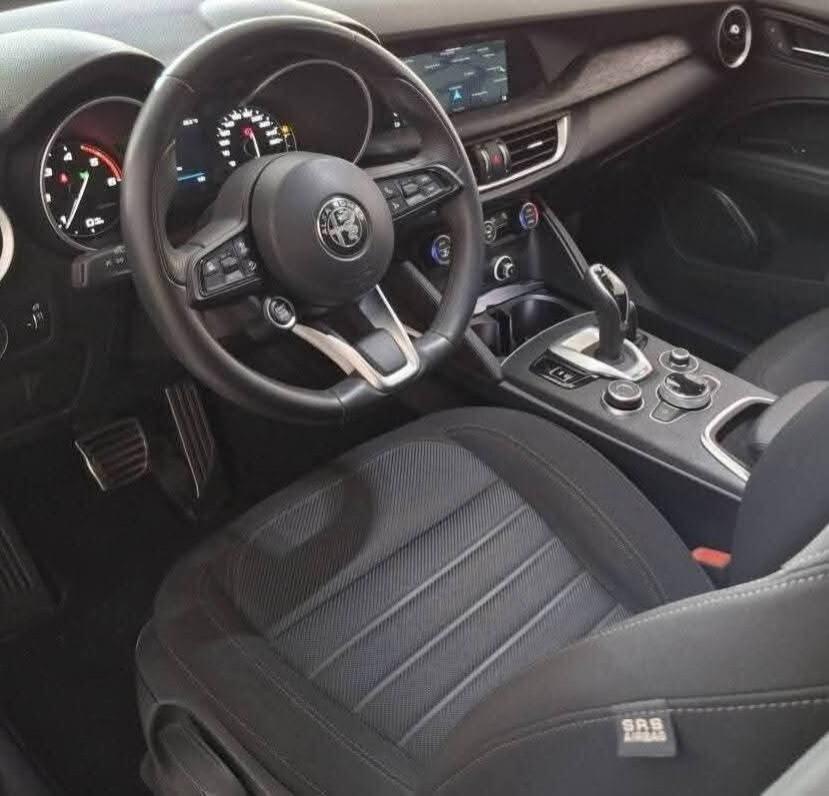 Alfa Romeo Stelvio 2.2 Turbodiesel 190 CV AT8 Q4 Business