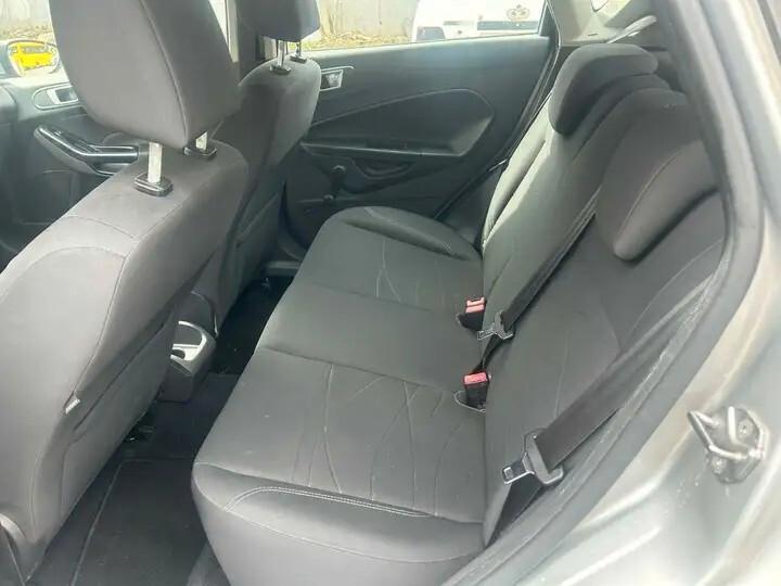 Ford Fiesta 1.5 TDCi 75CV 5 porte Titanium