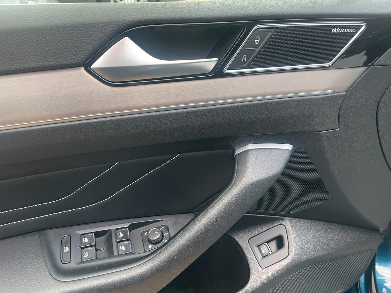 Volkswagen Passat Variant 2.0 TDI SCR 190 CV DSG Executive BMT