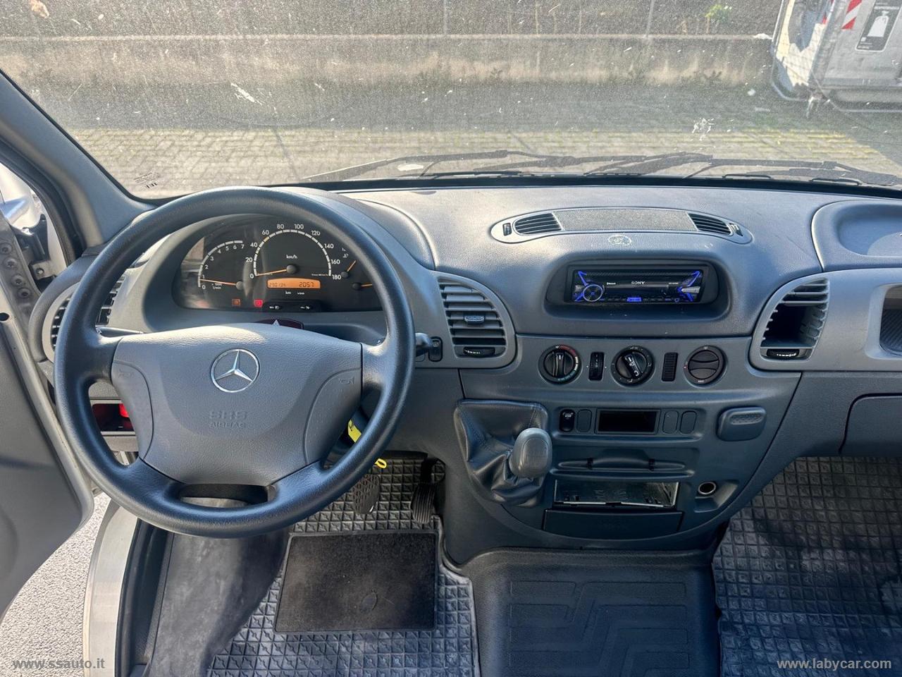 Sprinter K35/28 208 CDI Kombi