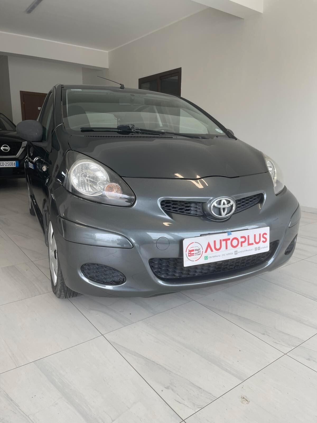 Toyota Aygo 1.0 12V VVT-i 5 porte Lounge Connect