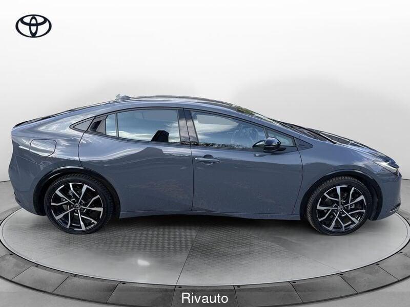 Toyota Prius 2.0 Plug-in Hybrid Lounge