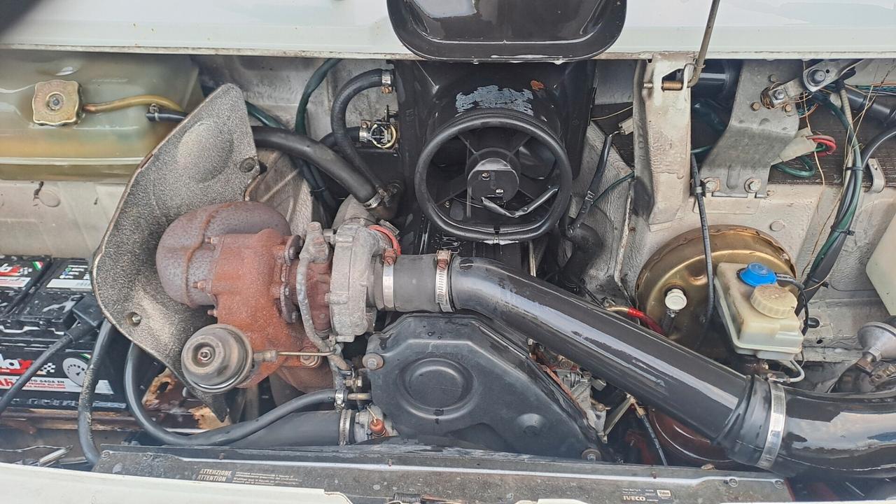 Iveco Daily 35-10 Cassone fisso 4,3 metri portata 1400 KG