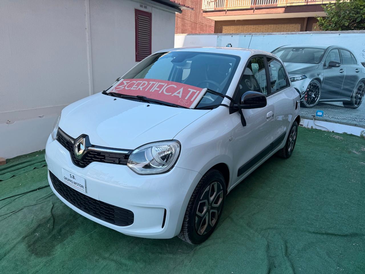 Renault Twingo 2024 1.0 65 CV FULL OPTION. LEGGI TUTTO!!!