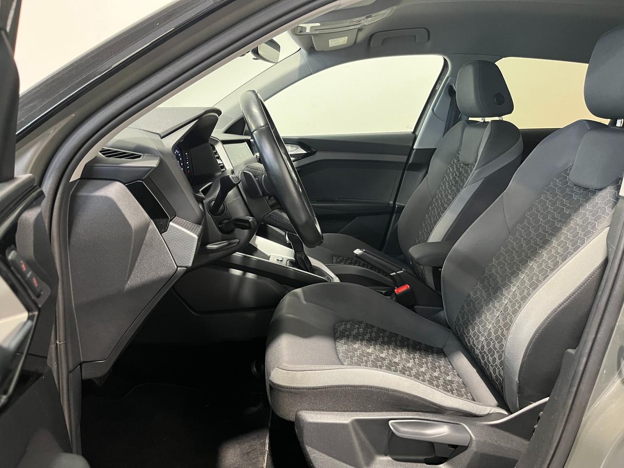 AUDI A1 SPORTBACK 35 TFSI S-TRONIC S-LINE EDITION