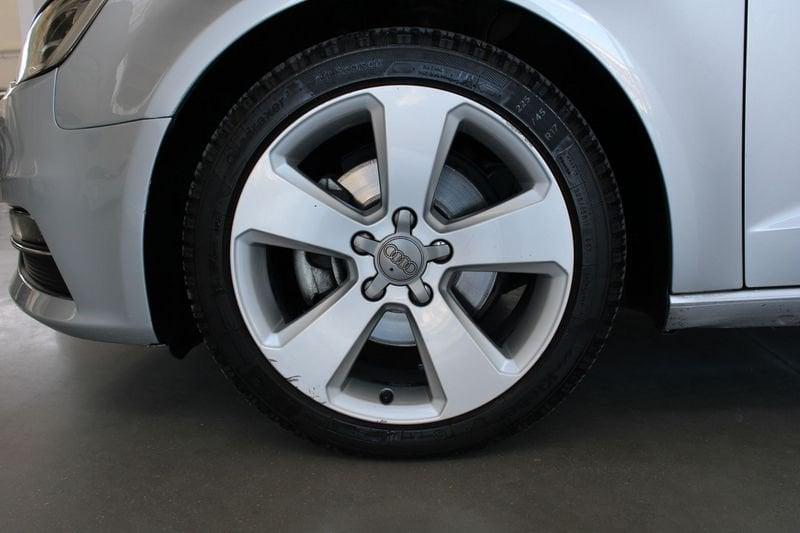 Audi A3 3ª SERIE SPB 1.6 TDI S TRONIC ADMIRED