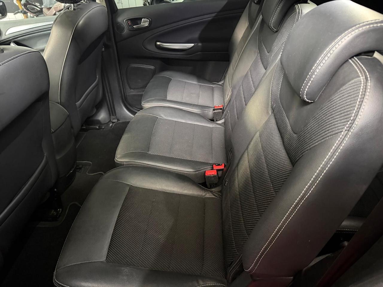 Ford S-Max 2.0 TDCI 140CV Titanium DPF