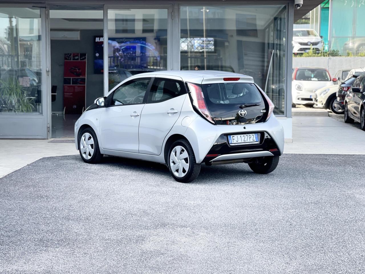Toyota Aygo 1.0 Benzina 69CV E6 Neo - 2017