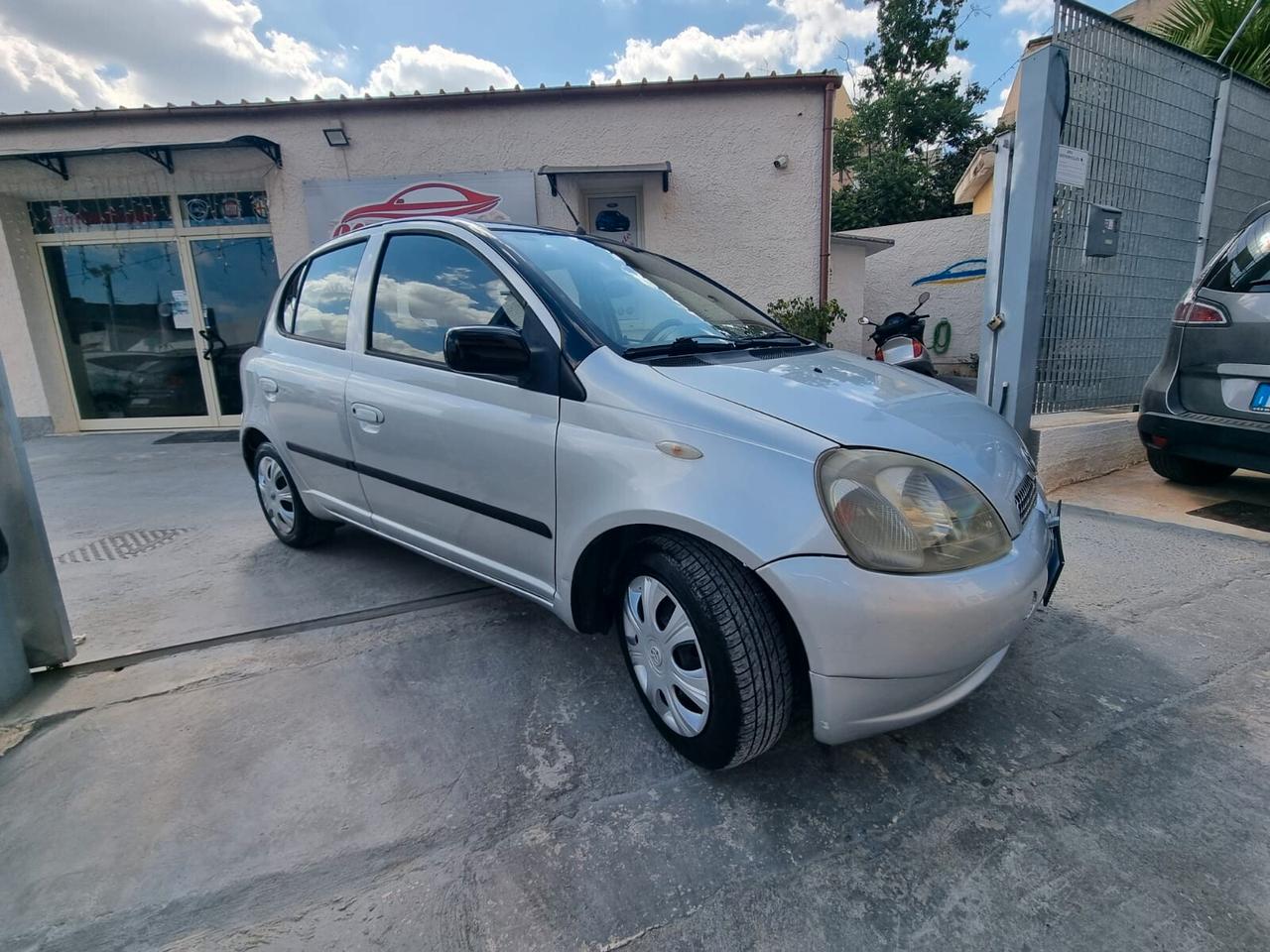Toyota Yaris 1.4 tdi D-4D cat 5 porte