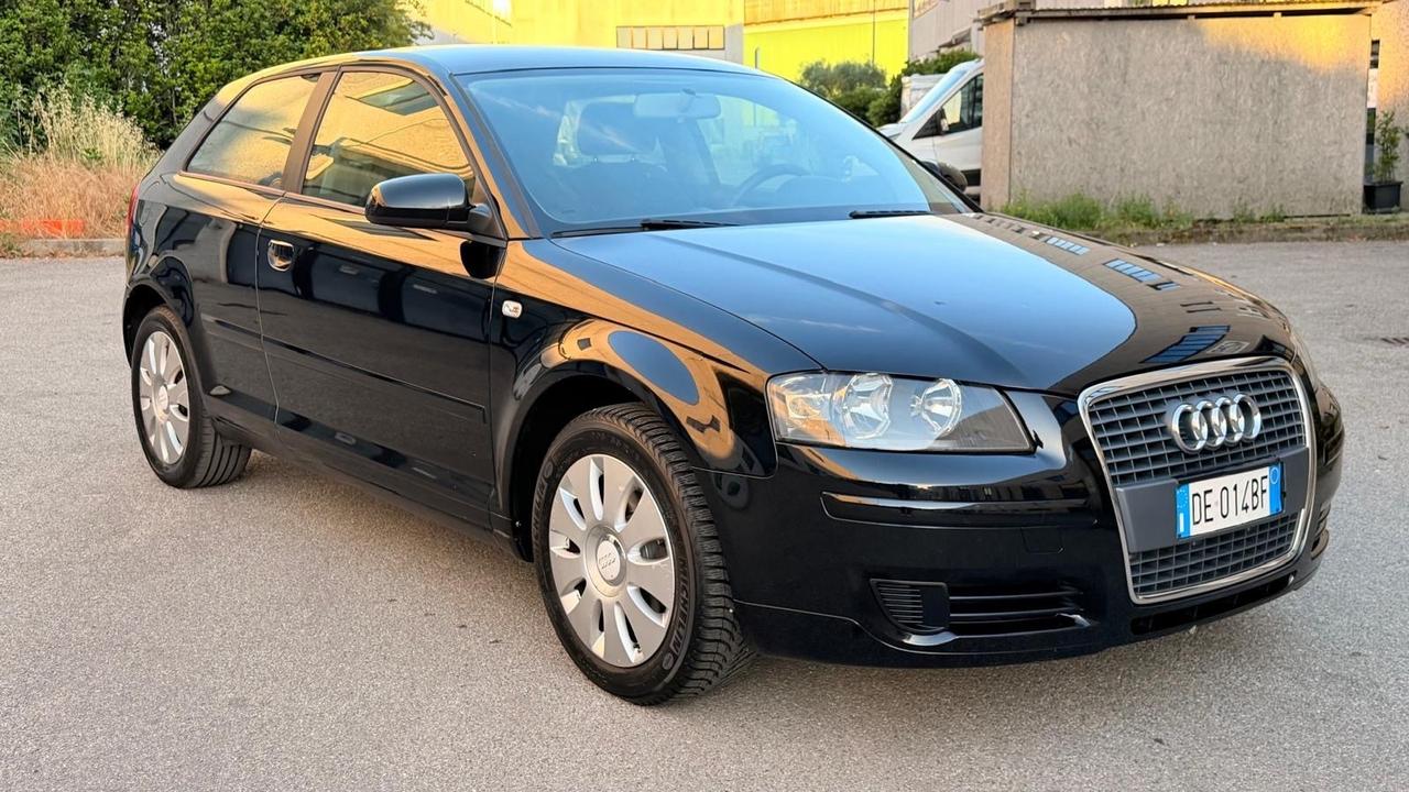 Audi A3 1.6 16V FSI Ambition